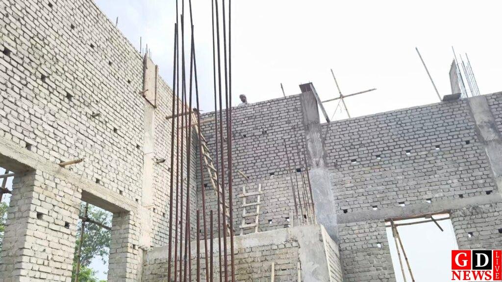 एक तरफ स्टेडियम निर्माण में मानकों से खिलवाड़, दूसरी तरफ तबादले के बाद भी दफ्तर में जमे रहे कर्मी। 9 IMG 20261008 WA0055