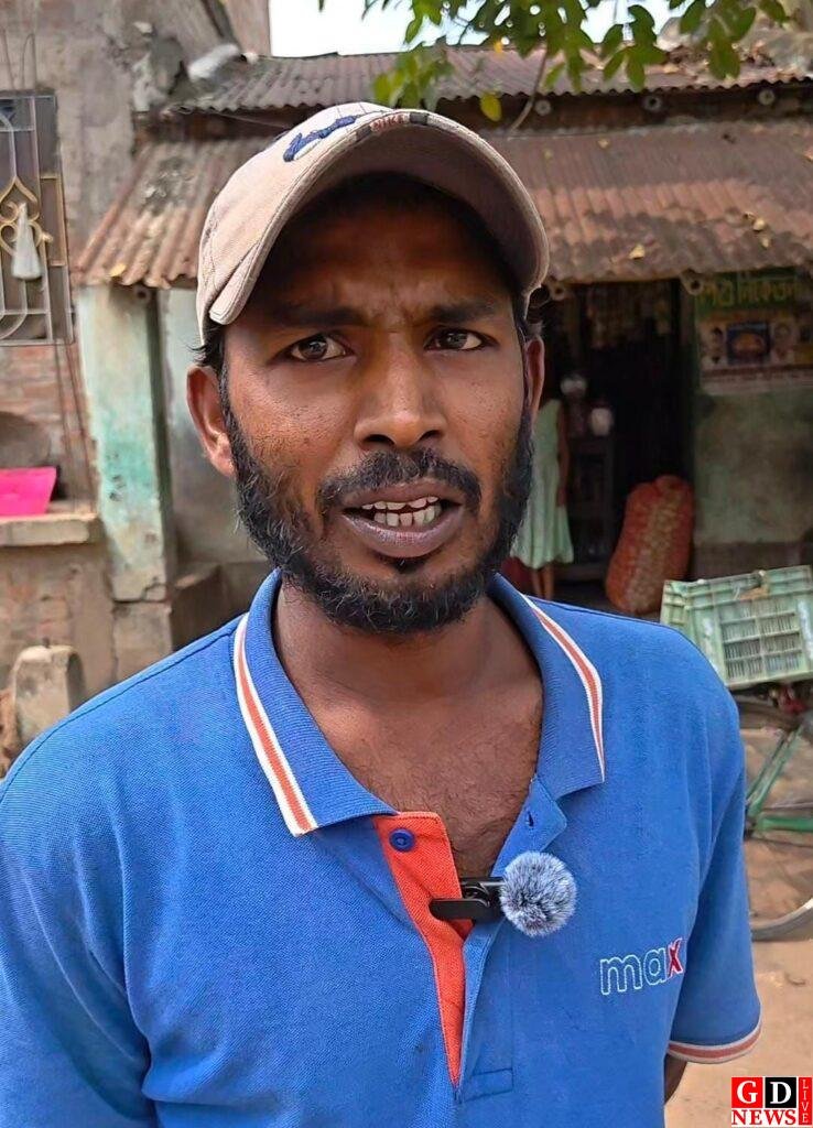 बीस साल से सड़क की मरम्मत का इंतजार, कनीझड़ा के ग्रामीणों की सुध लेने वाला कोई नहीं। 8 IMG 20261012 WA0054