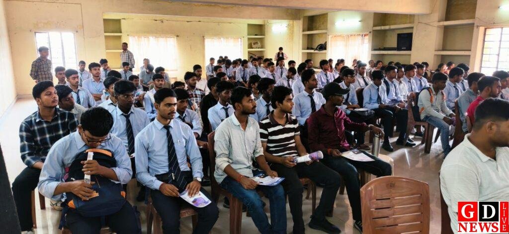 त्योहार की मस्ती में सड़क पर न करें लापरवाही, एक चूक पड़ सकती है भारी 7 IMG 20261014 WA0024