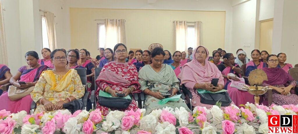 किसान महिला दिवस पर महिला किसानों की आय वृद्धि एवं सशक्तीकरण पर दिया गया जोर, कृषि विज्ञान केंद्र रामगढ़ में हुआ आयोजन 9 IMG 20261015 WA0153
