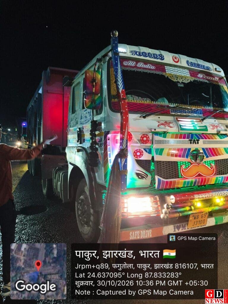 देर रात चला वाहन जांच अभियान, वाहनों से वसूला गया जुर्माना 7 IMG 20261031 WA0040